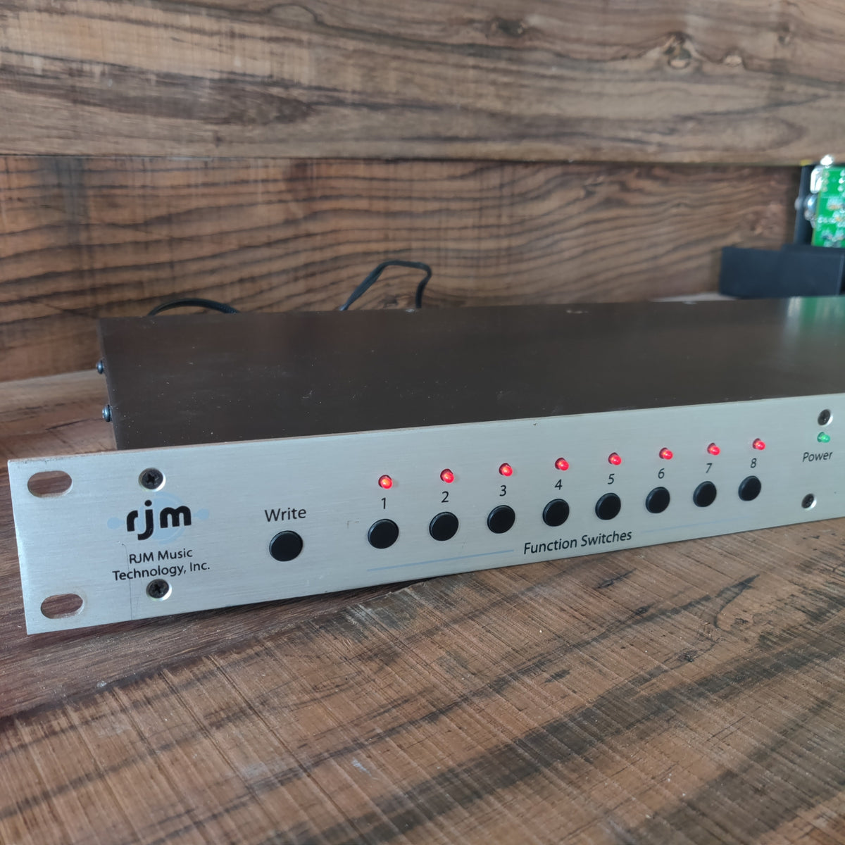 RJM RG-16 Audio Mixer/Function Switcher Silver