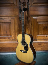 Load image into Gallery viewer, 2023 Martin Standard Series OM-28 Sitka/ EIRW
