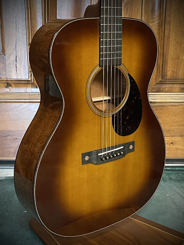 Martin Custom Shop (OM-28 Body Size) Ambertone Finish Sitka Top/ Flame Mahogany Back and Sides