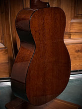 Load image into Gallery viewer, 2010 Collings 01 SB (Sunburst) OHSC
