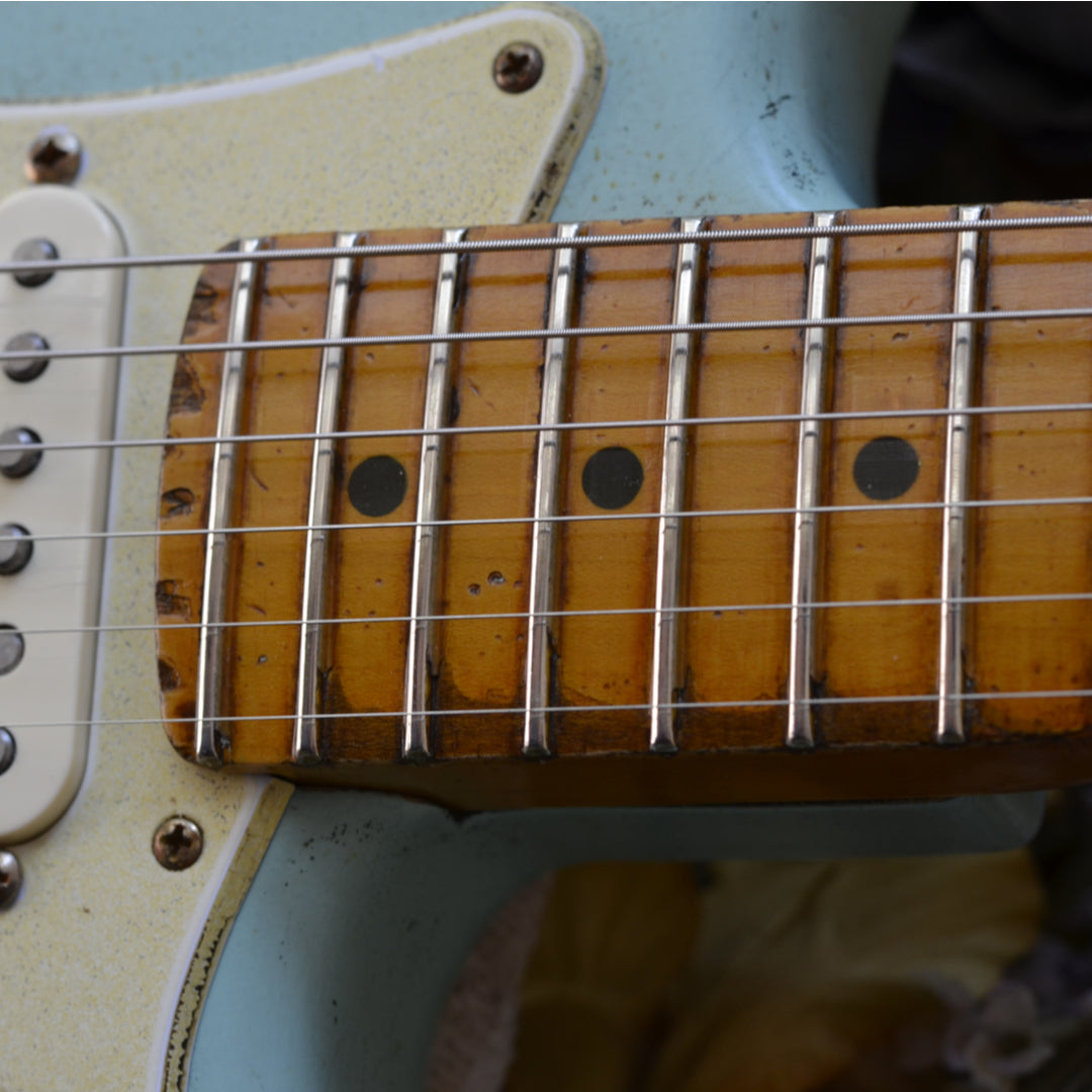 Worn on sale maple neck