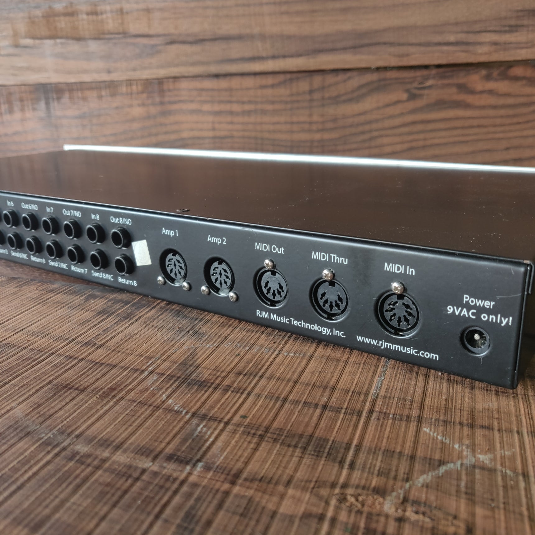 RJM RG-16 Audio Mixer/Function Switcher Silver